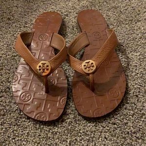 Gently worn size 7 Tory Burch leather flip flops
